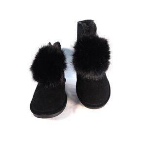 BearPaw Women's Black Faux Fur Pom Pom Ankle Boots Size 9